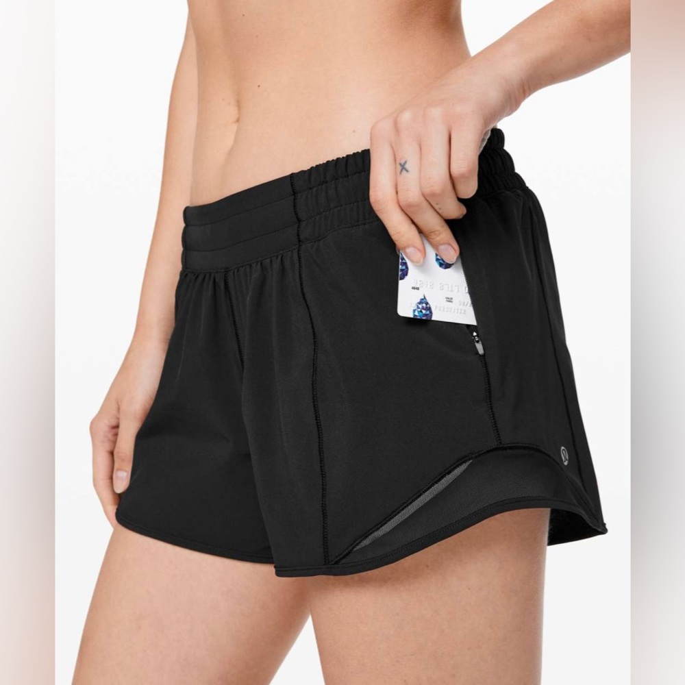 Lululemon Hotty Hot Short II *Long 4"